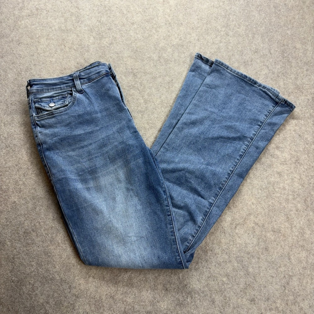 True Religion Women's 31 Blue Stitching Light Wash Mid Rise Becca Bootcut Jeans